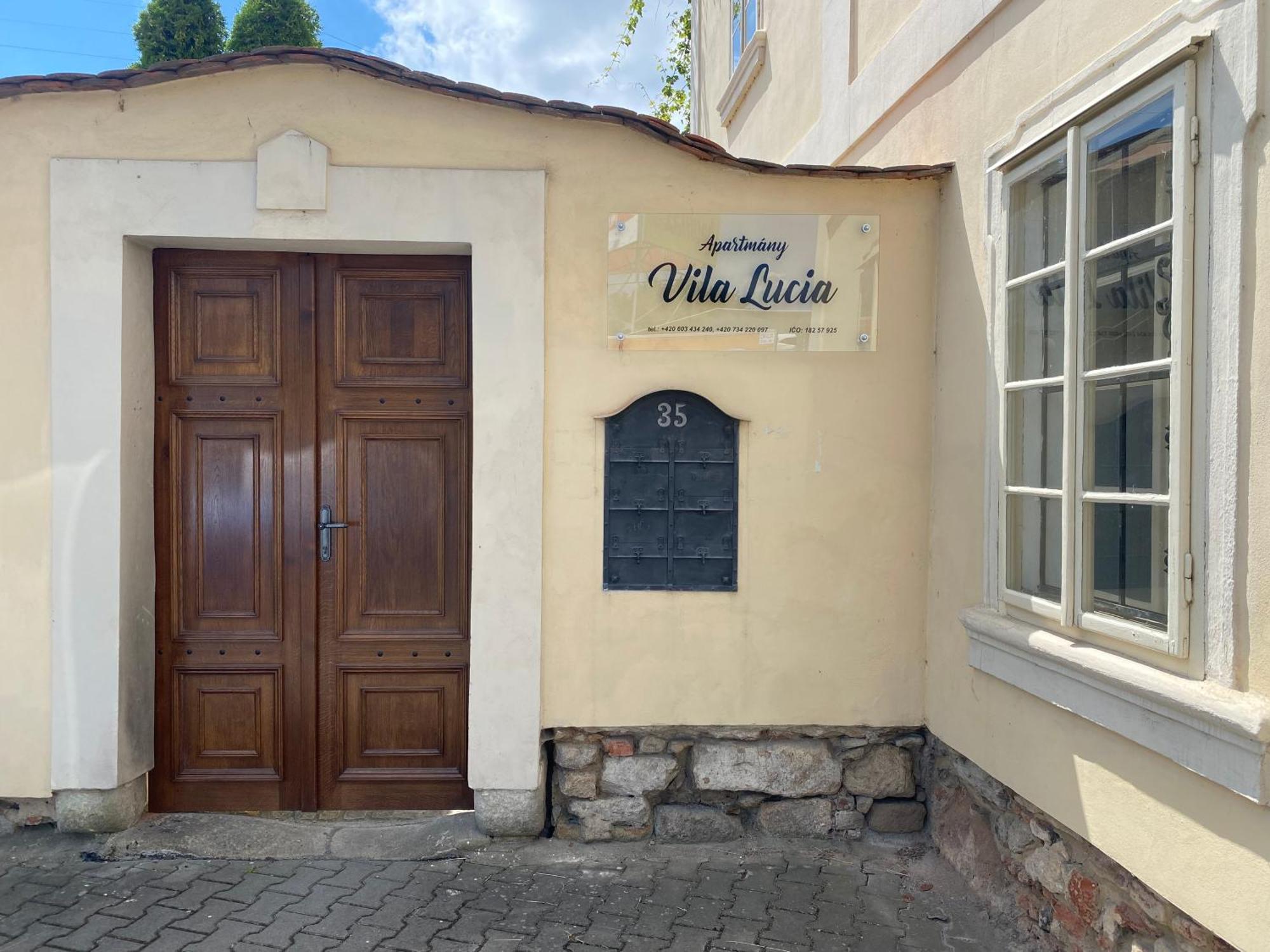 Vila Lucia - Apartman 1 Plzeň Exteriör bild